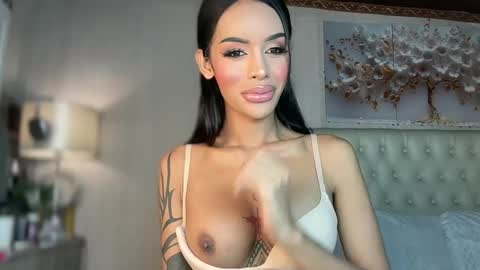 Jess online show from January 2026 08:22:01 PM