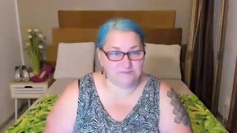 Snapshot of sugarmommy69x chatting on July 2026 07:30:02 PM Marry online show from July 2026 07:30:02 PM