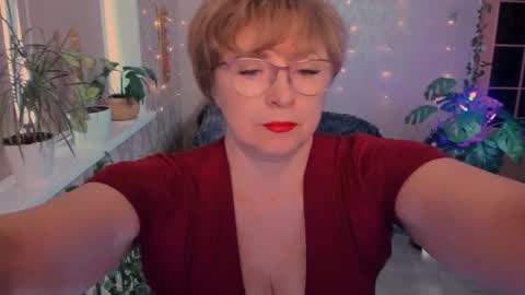 Vivien online show from February 2026 09:04:02 AM