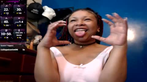 suggabrown_ online show from July 2026 09:13:01 AM