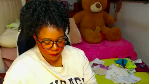 Snapshot of suggarbaby1 chatting on December 2024 06:11:02 AM Cami   Back in 2 hours online show from December 2024 06:11:02 AM