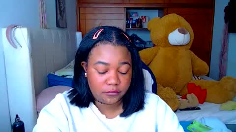 Snapshot of suggarbaby1 chatting on September 2025 09:27:02 PM Cami   Back in 2 hours online show from September 2025 09:27:02 PM