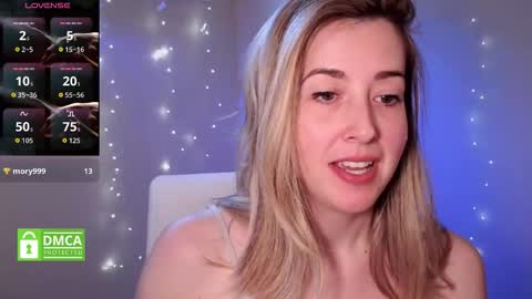 Mia online show from December 2025 02:59:02 PM