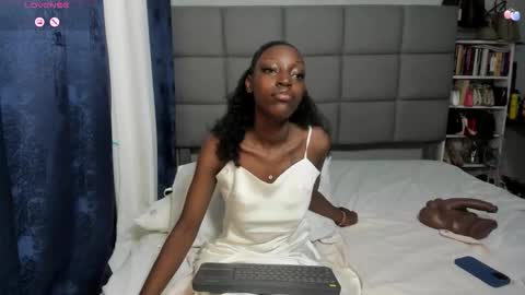 suhaila_suu online show from November 2025 12:46:01 AM