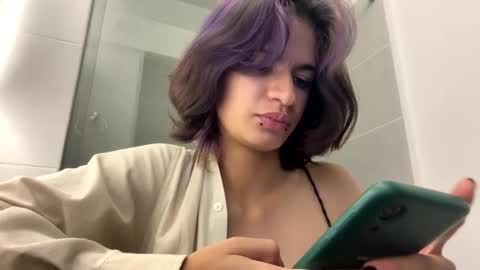 Snapshot of sukulaurens chatting on October 2025 03:58:02 AM Suku Ren online show from October 2025 03:58:02 AM