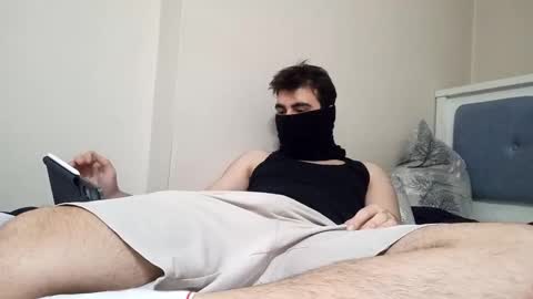 Snapshot of sullyniko chatting on November 2025 08:27:02 PM Niko online show from November 2025 08:27:02 PM