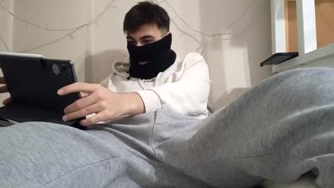 Snapshot of sullyniko chatting on December 2025 03:09:02 PM Niko online show from December 2025 03:09:02 PM