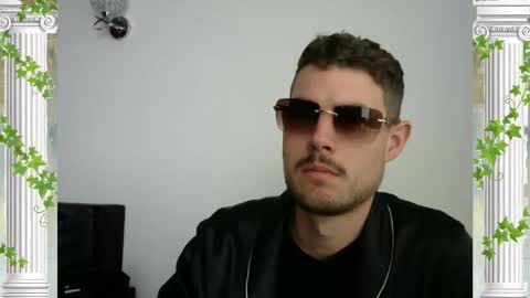 Snapshot of sultansgirls chatting on December 2025 02:46:02 PM The Sultan online show from December 2025 02:46:02 PM