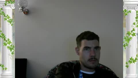 Snapshot of sultansgirls chatting on December 2025 02:51:02 AM The Sultan online show from December 2025 02:51:02 AM