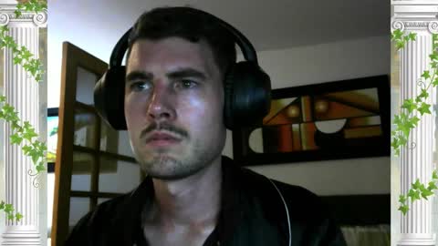 Snapshot of sultansgirls chatting on January 2026 02:03:01 AM The Sultan online show from January 2026 02:03:01 AM