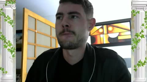 Snapshot of sultansgirls chatting on January 2026 03:06:01 PM The Sultan online show from January 2026 03:06:01 PM