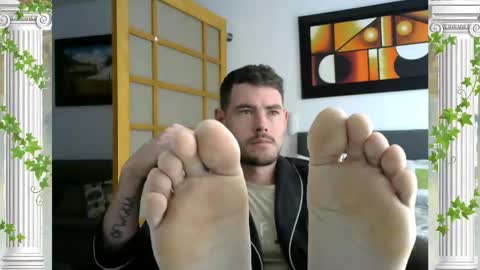 Snapshot of sultansgirls chatting on January 2026 02:54:02 PM The Sultan online show from January 2026 02:54:02 PM