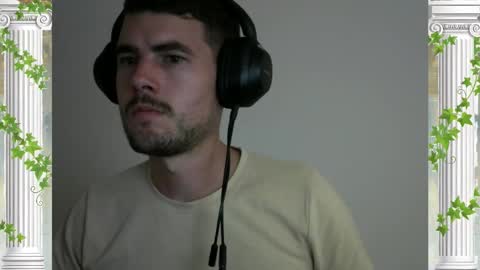 Snapshot of sultansgirls chatting on February 2026 01:32:01 AM The Sultan online show from February 2026 01:32:01 AM