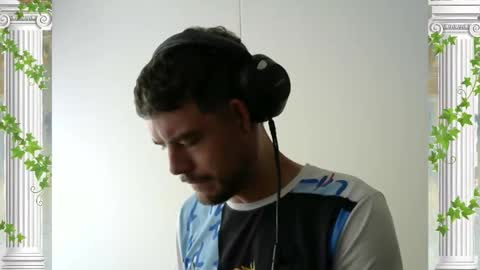 Snapshot of sultansgirls chatting on February 2026 01:14:01 PM The Sultan online show from February 2026 01:14:01 PM