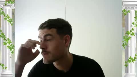 Snapshot of sultansgirls chatting on February 2026 04:32:01 PM The Sultan online show from February 2026 04:32:01 PM