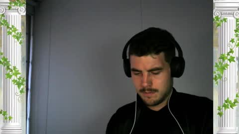 Snapshot of sultansgirls chatting on February 2026 11:12:01 PM The Sultan online show from February 2026 11:12:01 PM