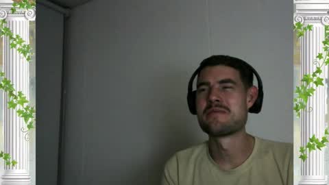 Snapshot of sultansgirls chatting on March 2026 03:41:02 AM The Sultan online show from March 2026 03:41:02 AM