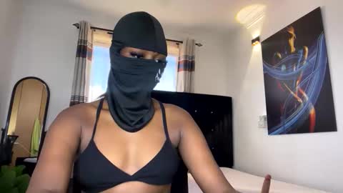 maskedtemptress online show from November 2025 08:48:02 AM