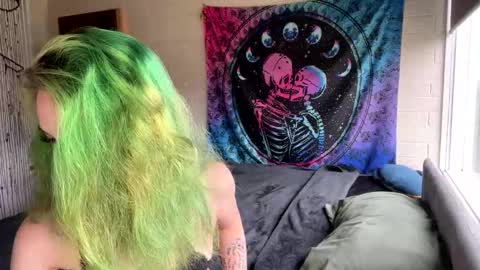 Snapshot of summer96o chatting on March 2025 12:43:01 AM Summer online show from March 2025 12:43:01 AM