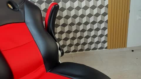 summer_______ online show from October 2025 05:52:01 AM