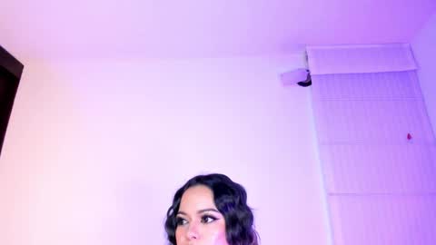 OnlyFans summer holiday online show from December 2024 10:13:01 AM