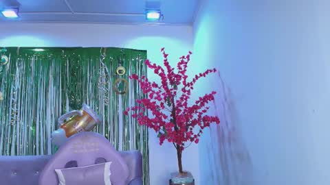 summer_miller online show from March 2026 11:36:01 AM