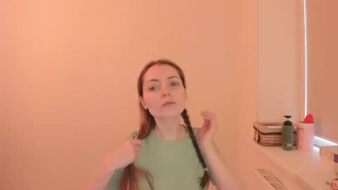 Summer Preston online show from April 2026 09:12:01 AM