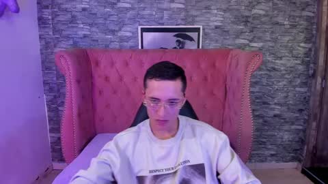 Snapshot of summeranderick chatting on December 2024 02:57:01 PM Summer And Erick online show from December 2024 02:57:01 PM