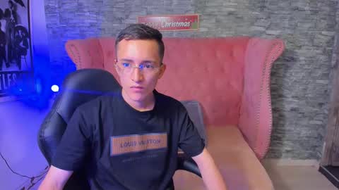 Snapshot of summeranderick chatting on December 2024 02:46:02 AM Summer And Erick online show from December 2024 02:46:02 AM