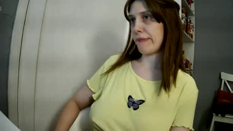 Snapshot of summerbluesky chatting on August 2026 03:47:02 PM summerbluesky online show from August 2026 03:47:02 PM