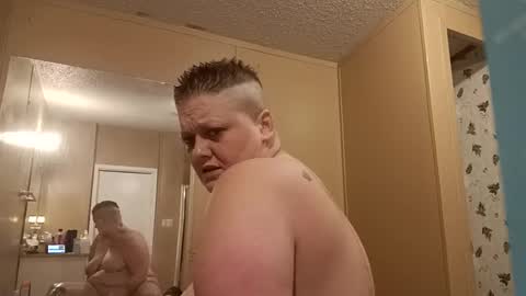 Summer Divine online show from December 2024 12:33:02 AM