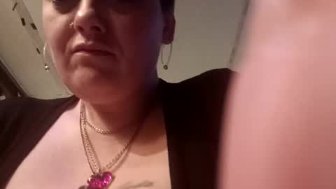 Summer Divine online show from February 2025 05:02:02 PM