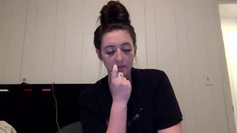 summerlee9 online show from May 2026 10:37:02 PM