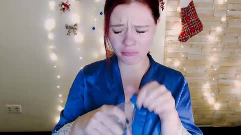 Snapshot of sun_lovely chatting on December 2024 11:05:01 PM Alexi online show from December 2024 11:05:01 PM