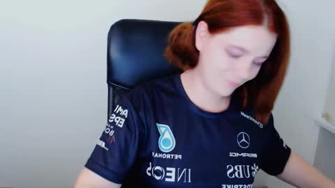 Snapshot of sun_lovely chatting on September 2025 07:35:01 PM Alexi online show from September 2025 07:35:01 PM