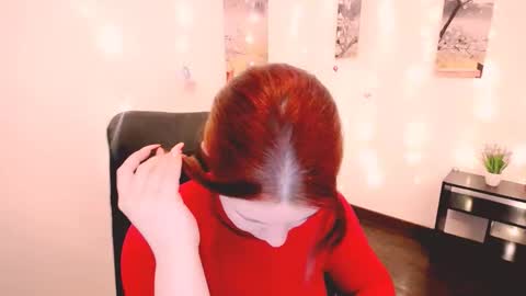 Snapshot of sun_lovely chatting on October 2025 02:34:01 PM Alexi online show from October 2025 02:34:01 PM