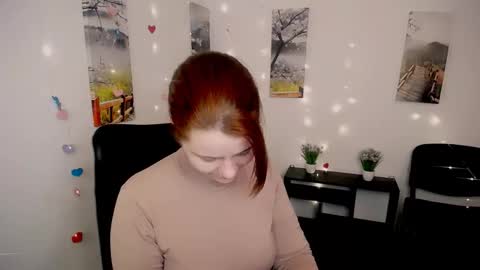 Snapshot of sun_lovely chatting on November 2025 02:18:02 PM Alexi online show from November 2025 02:18:02 PM