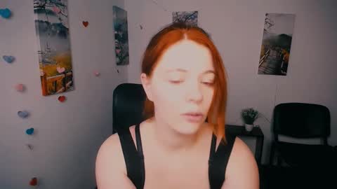 Snapshot of sun_lovely chatting on November 2025 02:52:02 PM Alexi online show from November 2025 02:52:02 PM