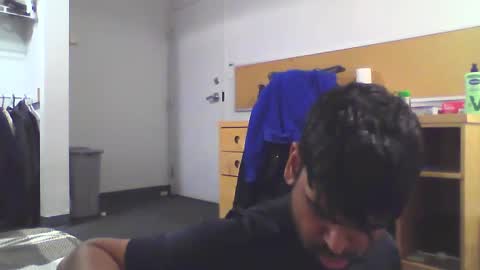 Sundoog online show from November 2025 10:37:01 PM