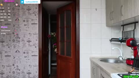 Tina. Im topless model  online show from February 2025 08:56:02 AM