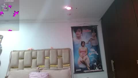 Snapshot of sunflower_dance chatting on November 2025 02:06:01 AM Jeraldine online show from November 2025 02:06:01 AM