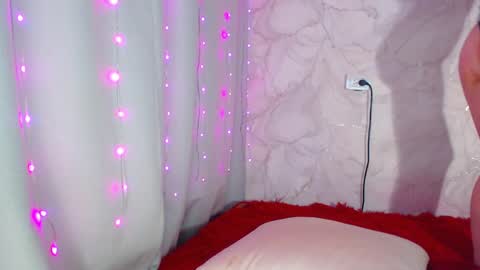 Snapshot of sunloveandwe chatting on June 2026 04:00:02 PM Mistress Eve online show from June 2026 04:00:02 PM