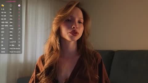 Snapshot of sunnivagaillard chatting on September 2025 01:16:02 AM Kiki online show from September 2025 01:16:02 AM