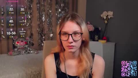 Kiki online show from February 2026 01:23:01 AM