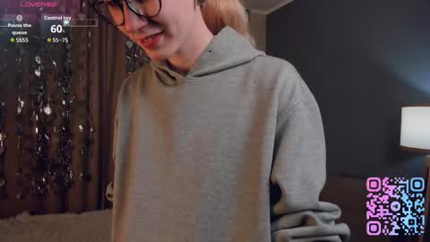 Kiki online show from February 2026 01:07:02 AM