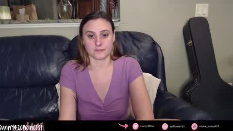 Snapshot of sunny420princess chatting on December 2024 01:28:02 AM Sunny420 online show from December 2024 01:28:02 AM