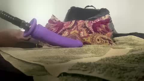 Sunny Clementine online show from November 2025 04:28:01 PM