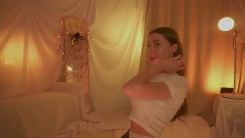 Maria online show from November 2025 10:41:02 PM