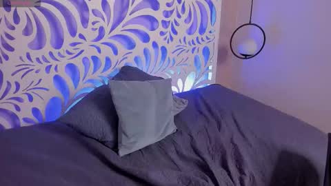 Snapshot of sunny_maya_ chatting on December 2025 06:44:01 AM Maya online show from December 2025 06:44:01 AM