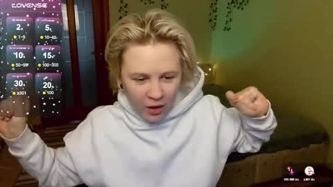 Snapshot of sunny_mood chatting on December 2024 05:03:01 AM sunny mood online show from December 2024 05:03:01 AM